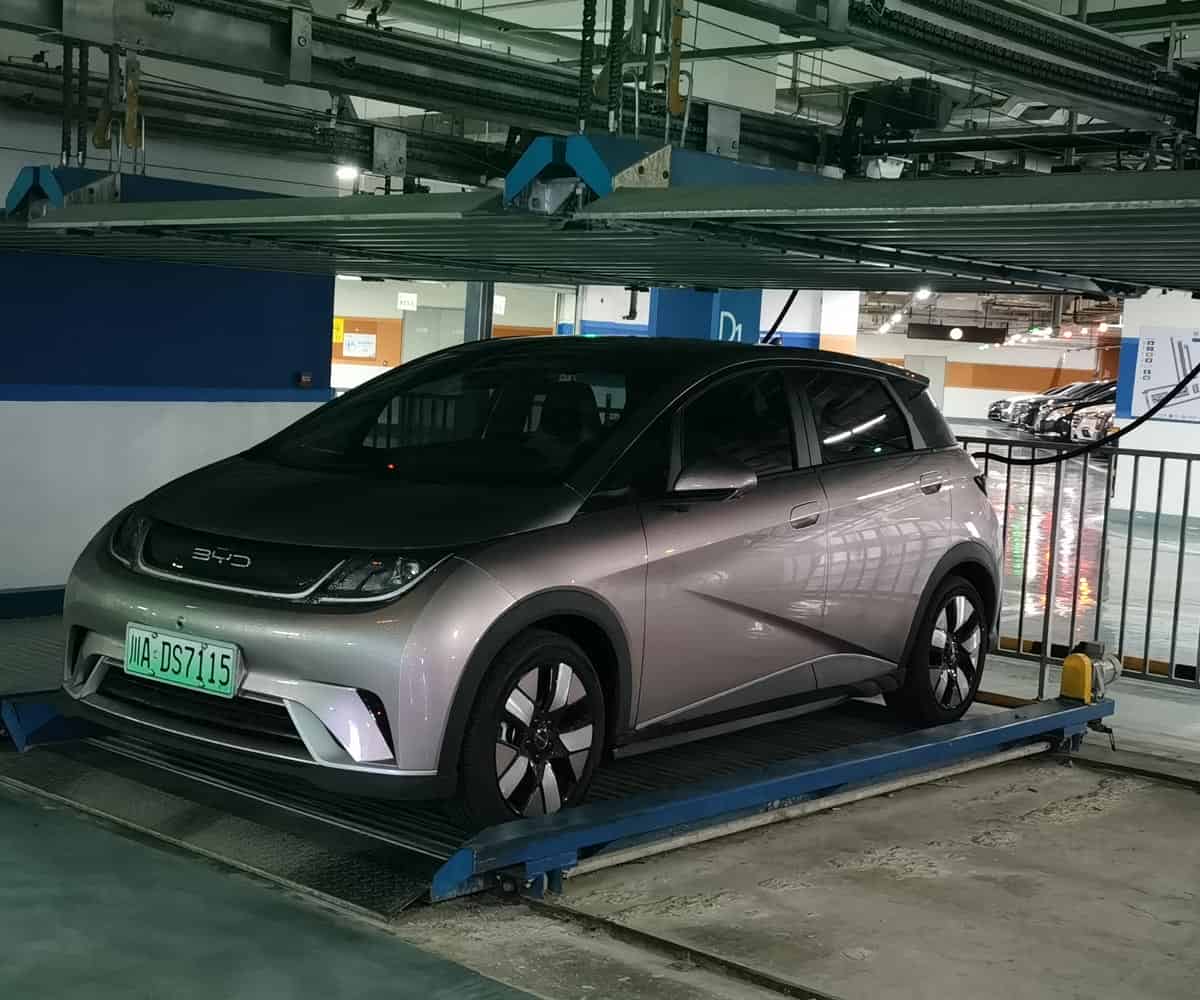 南江雙層升降橫移式立體停車設備